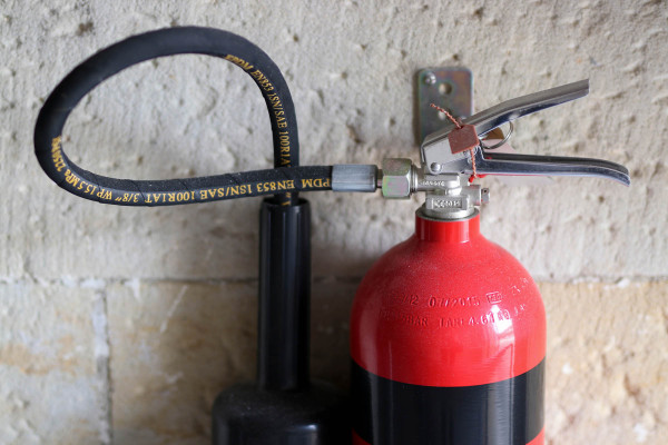 Instalaciones de Extintores · Sistemas Protección Contra Incendios Arona
